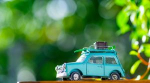 エアコンをつけると車の燃費落ちる！？燃費を上げる方法は！？