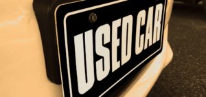 中古車と新車どっちを購入する方がお得！？